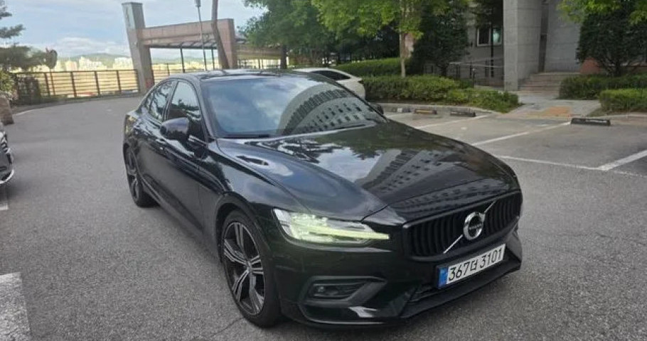 Volvo S60 