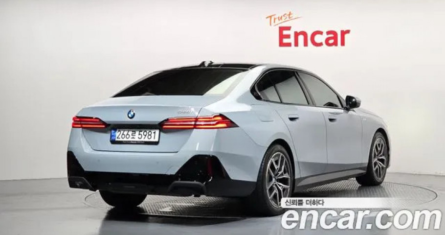 Bmw 5-Series 