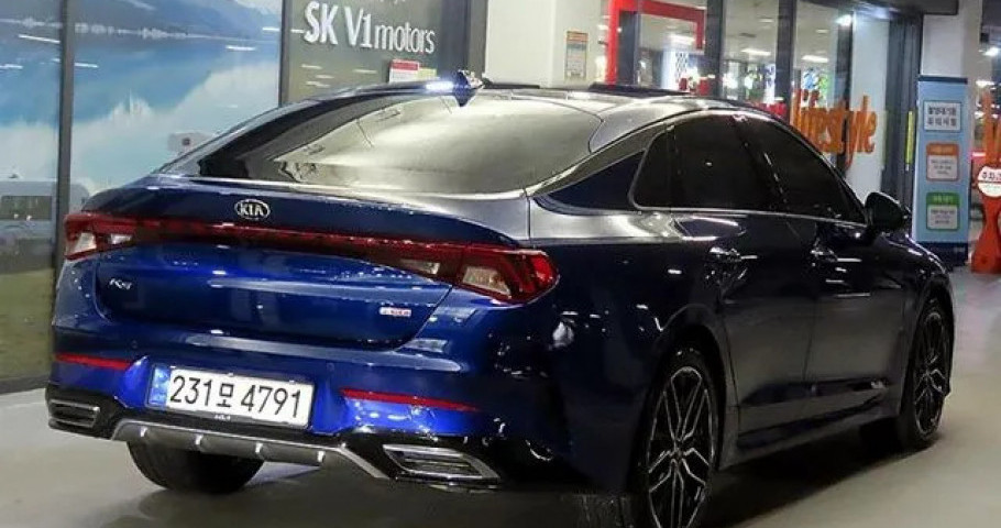 Kia K5 