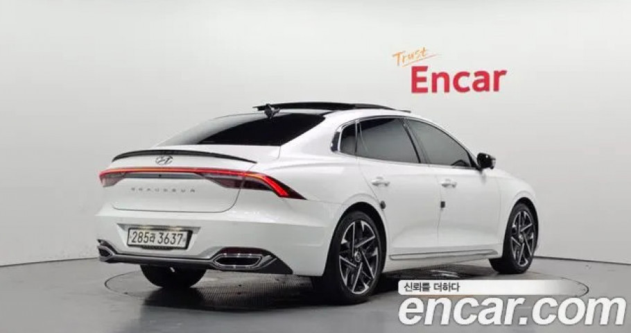 Hyundai Grandeur 