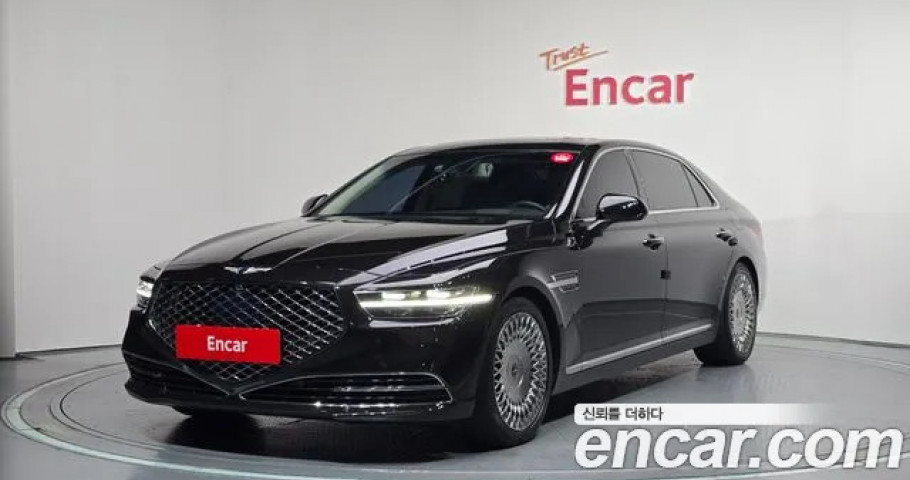 Genesis G90 