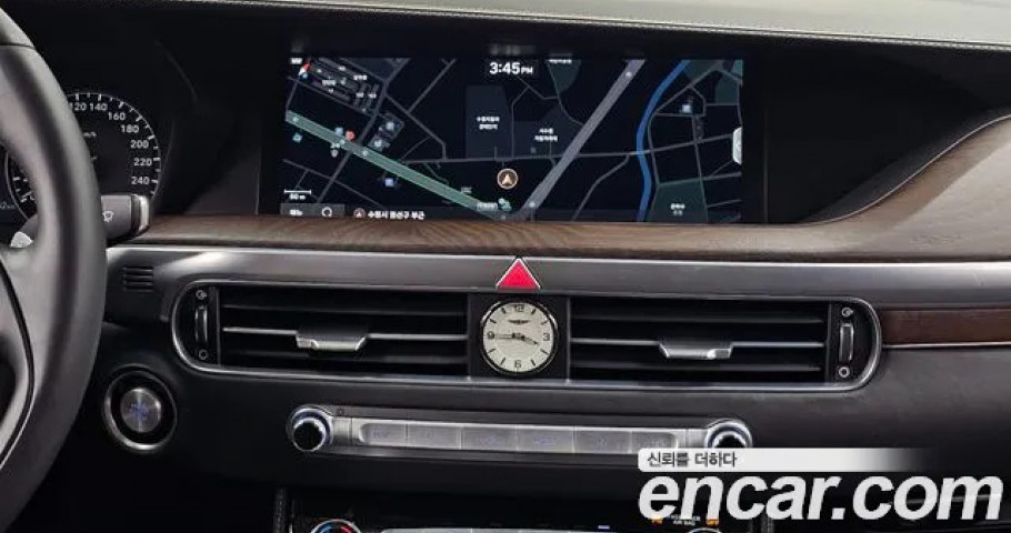 Genesis G90 