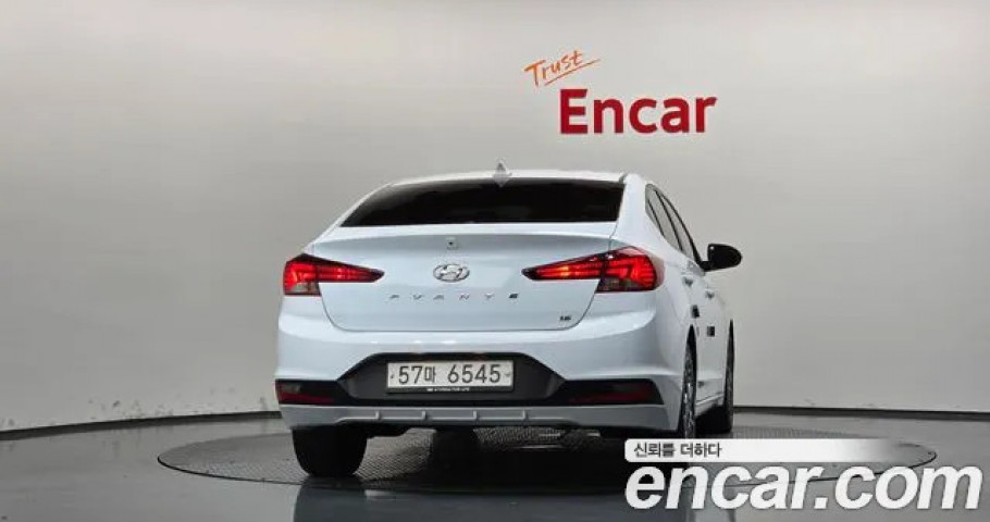 Hyundai Avante (Elantra) 