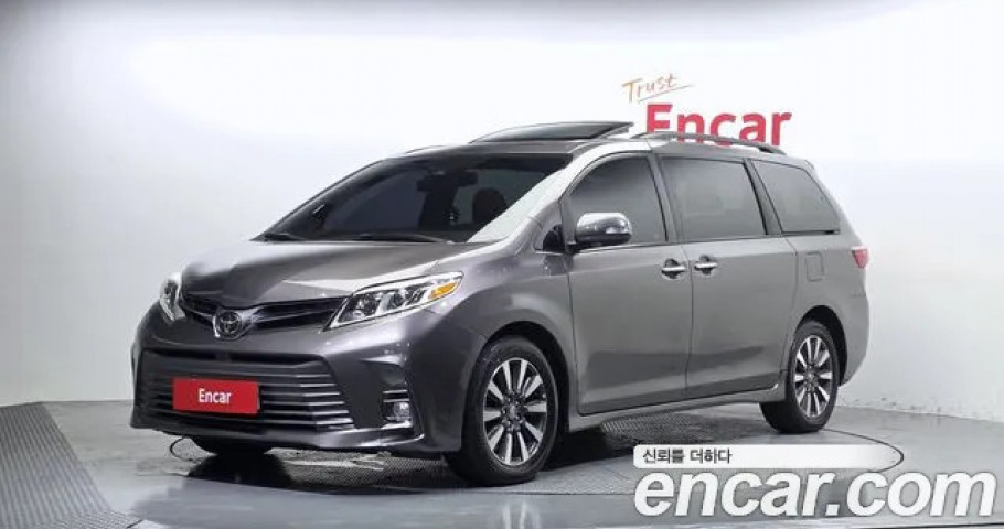 Toyota Sienna 