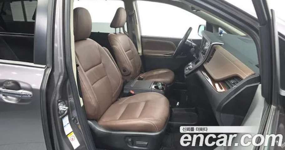 Toyota Sienna 