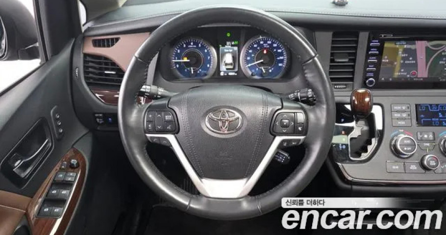 Toyota Sienna 
