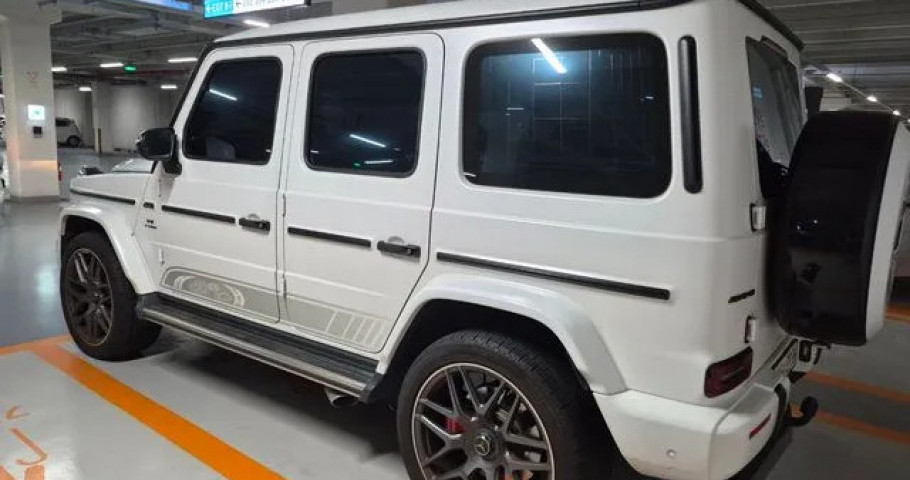 Mercedes-Benz G-Class 