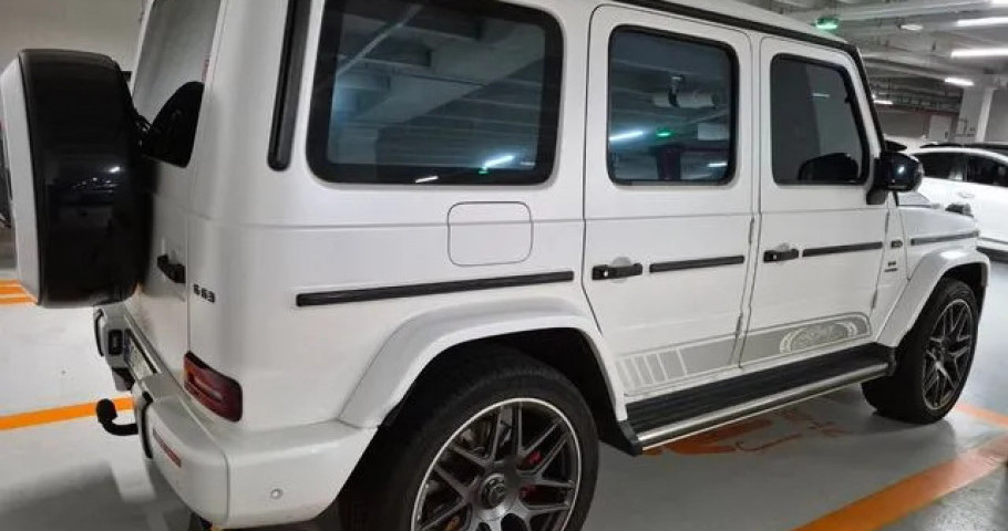 Mercedes-Benz G-Class 