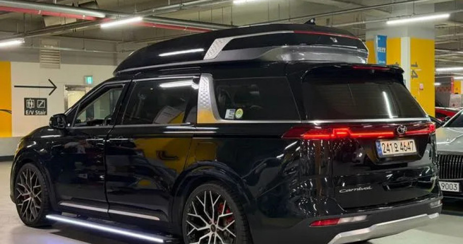Kia Carnival 