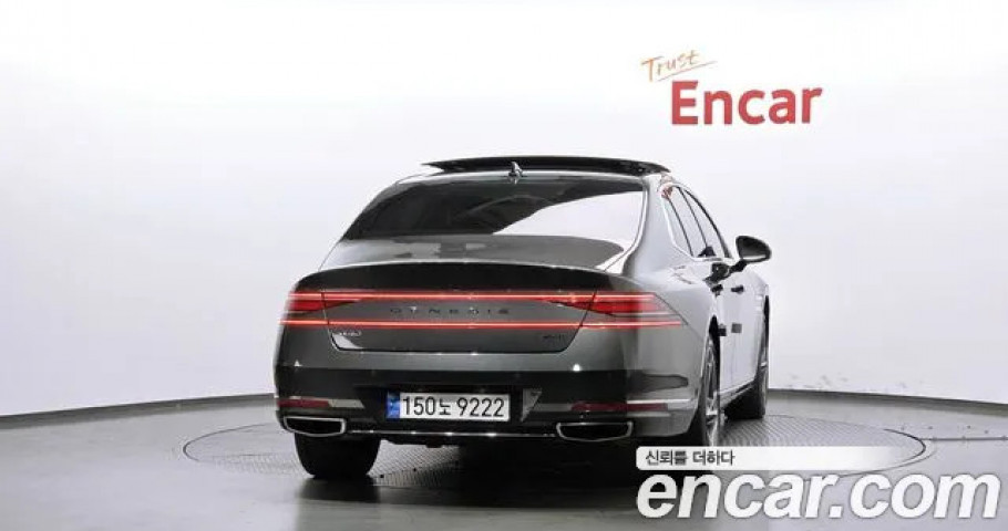 Genesis G90 