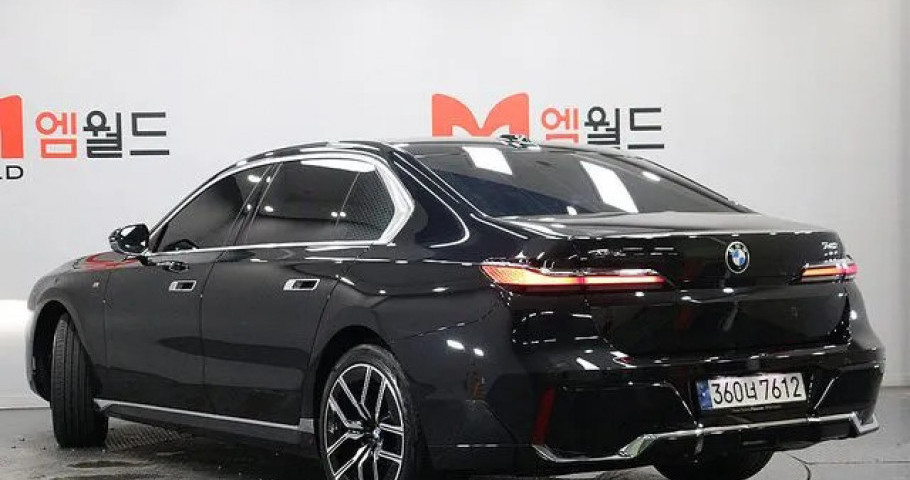 Bmw 7-Series 