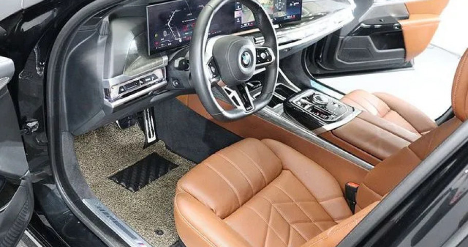 Bmw 7-Series 
