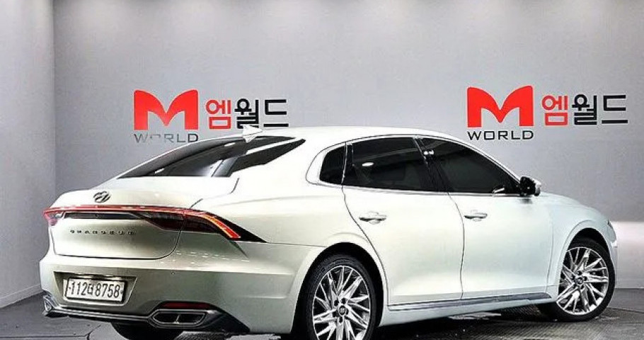 Hyundai Grandeur 