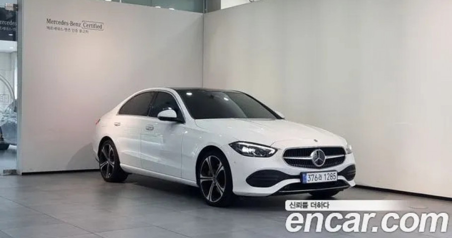 Mercedes-Benz C-Class 