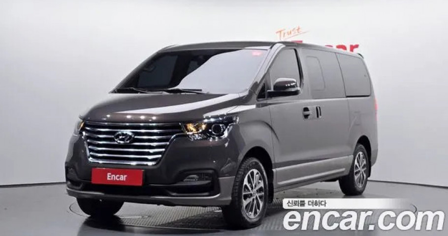 Hyundai Starex 