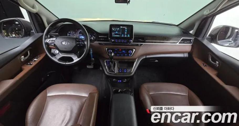 Hyundai Starex 
