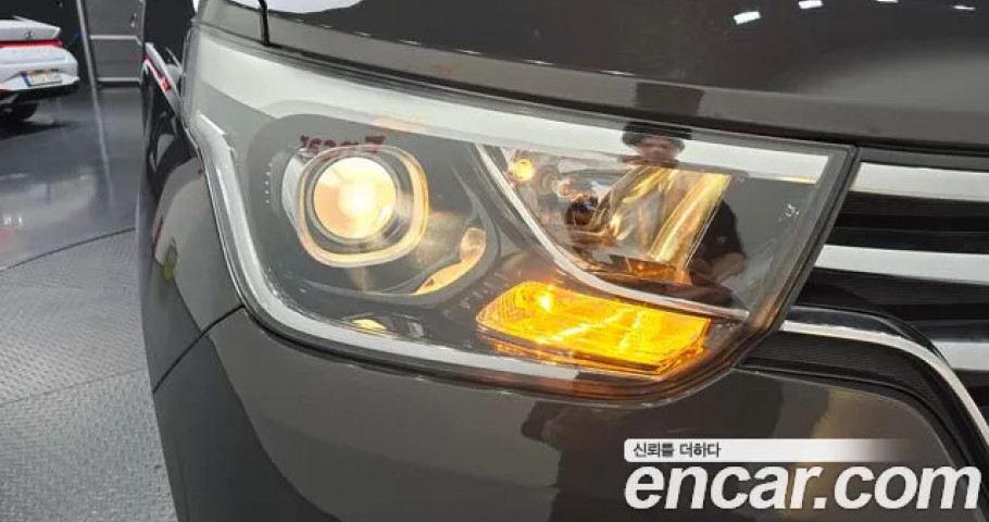 Hyundai Starex 