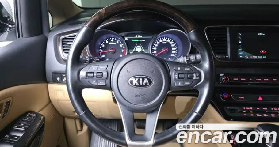 Kia Carnival 
