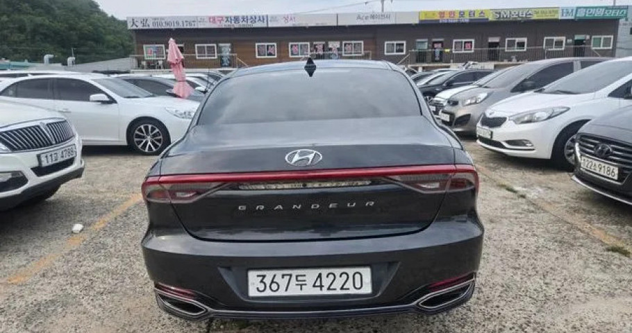 Hyundai Grandeur 