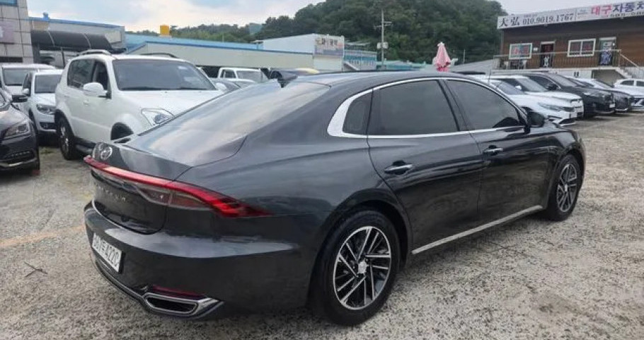 Hyundai Grandeur 