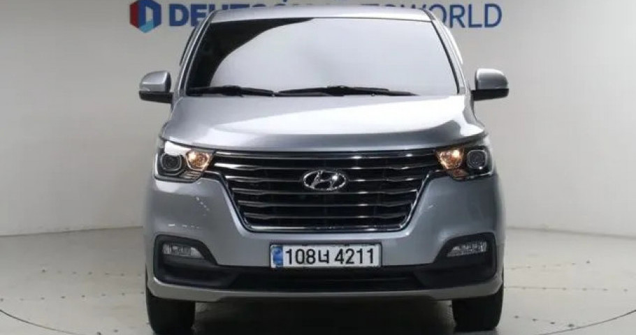 Hyundai Starex 