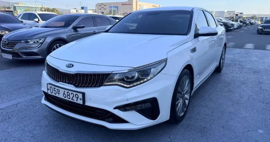 Kia K5 