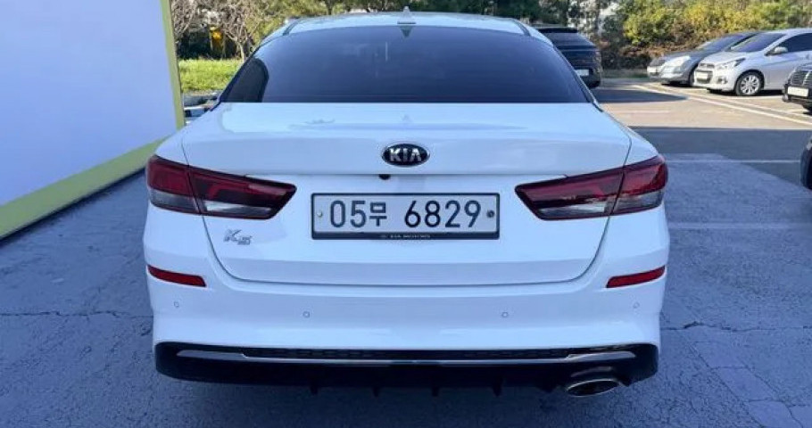 Kia K5 