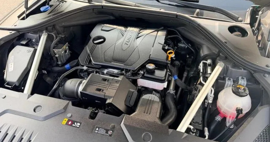 Genesis Gv70 