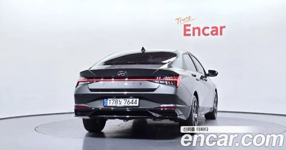 Hyundai Avante (Elantra) 