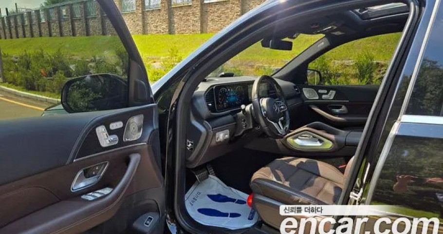 Mercedes-Benz Gls-Class 