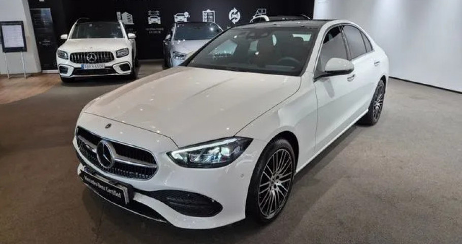 Mercedes-Benz C-Class 