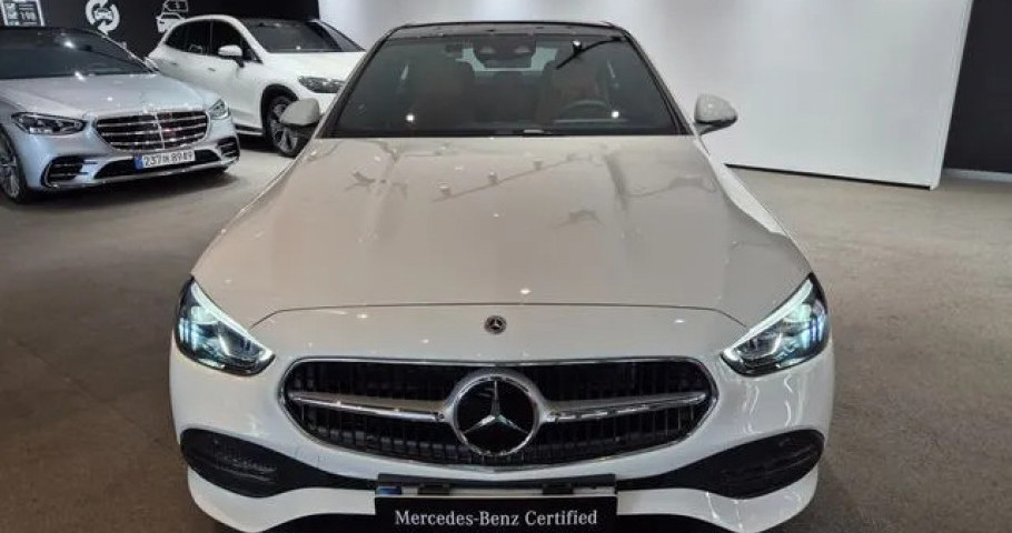 Mercedes-Benz C-Class 