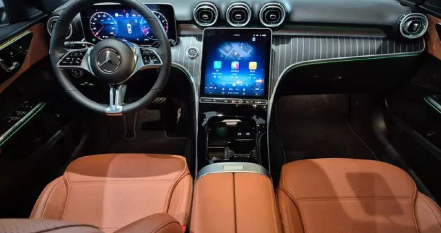 Mercedes-Benz C-Class 