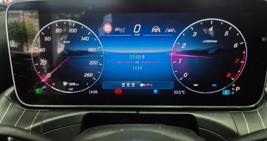 Mercedes-Benz C-Class 