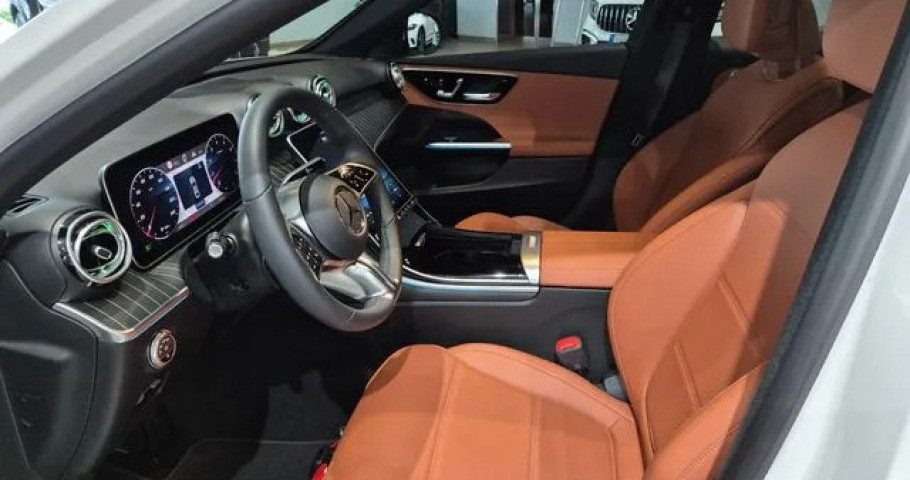 Mercedes-Benz C-Class 