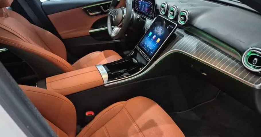 Mercedes-Benz C-Class 