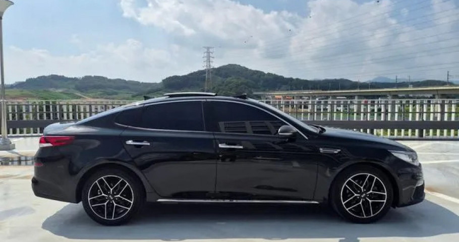 Kia K5 