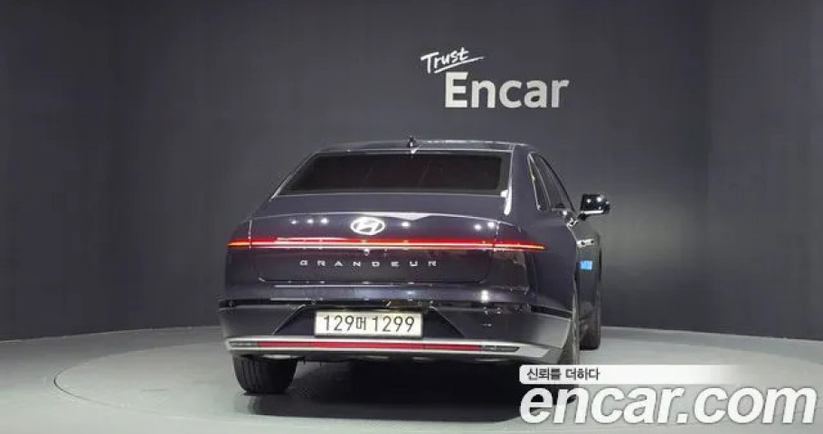 Hyundai Grandeur 