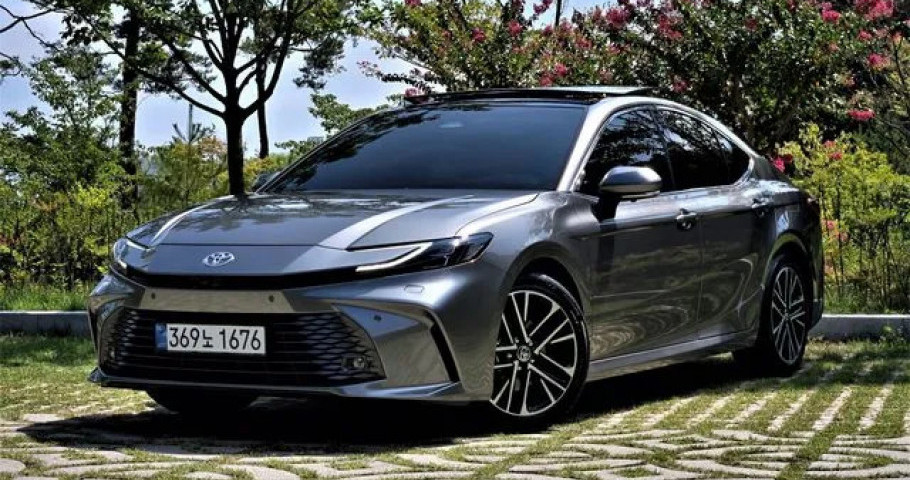 Toyota Camry 