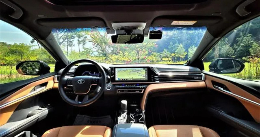 Toyota Camry 