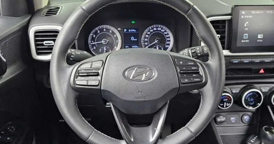 Hyundai Venue 