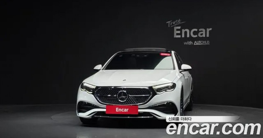 Mercedes-Benz E-Class 