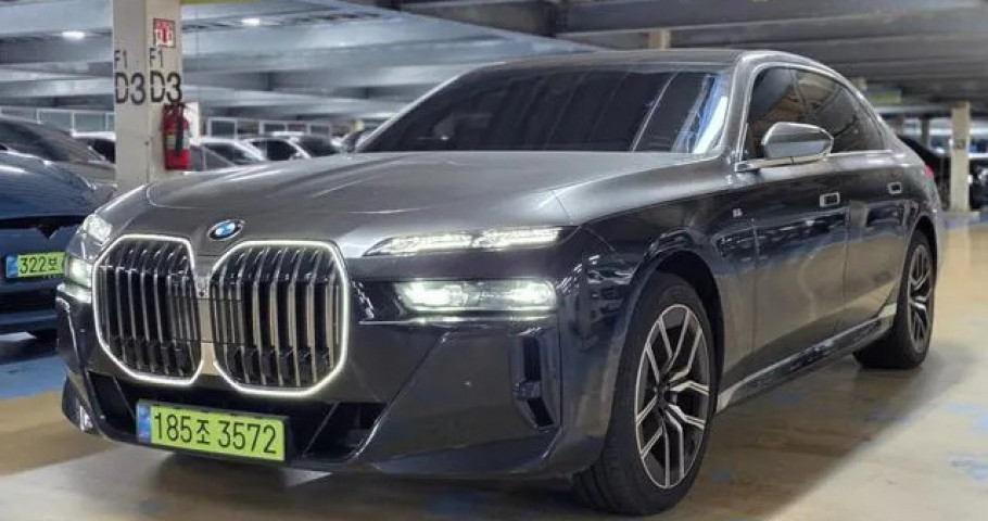 Bmw 7-Series 