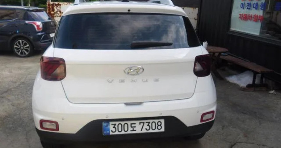 Hyundai Venue 