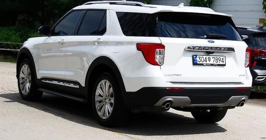 Ford Explorer 