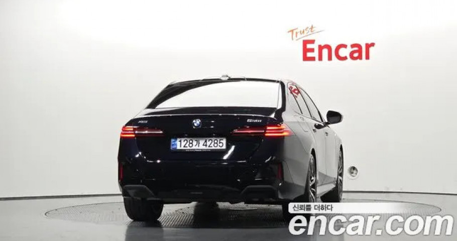 Bmw 5-Series 
