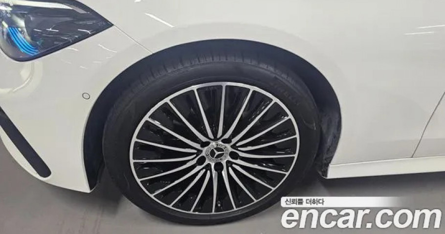 Mercedes-Benz Cle-Class 