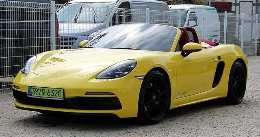Porsche 718 