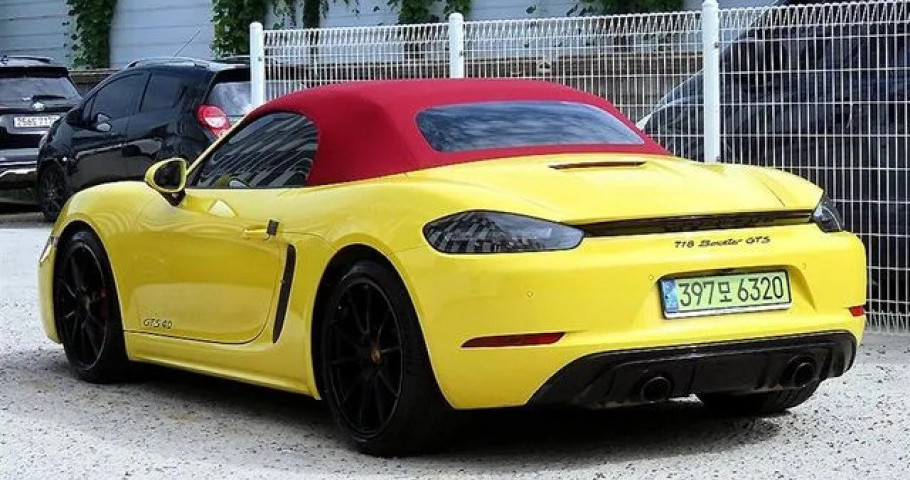 Porsche 718 