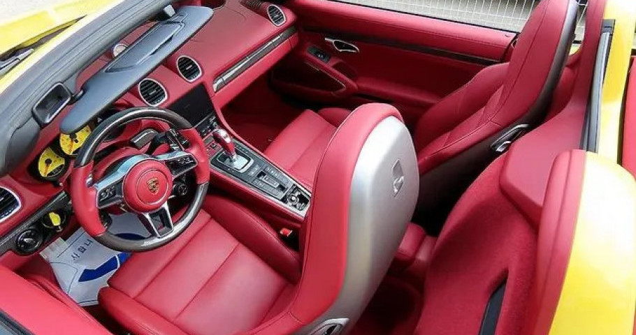 Porsche 718 